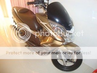 Bán Honda PCX màu vàng đồng và nhiều xe khác